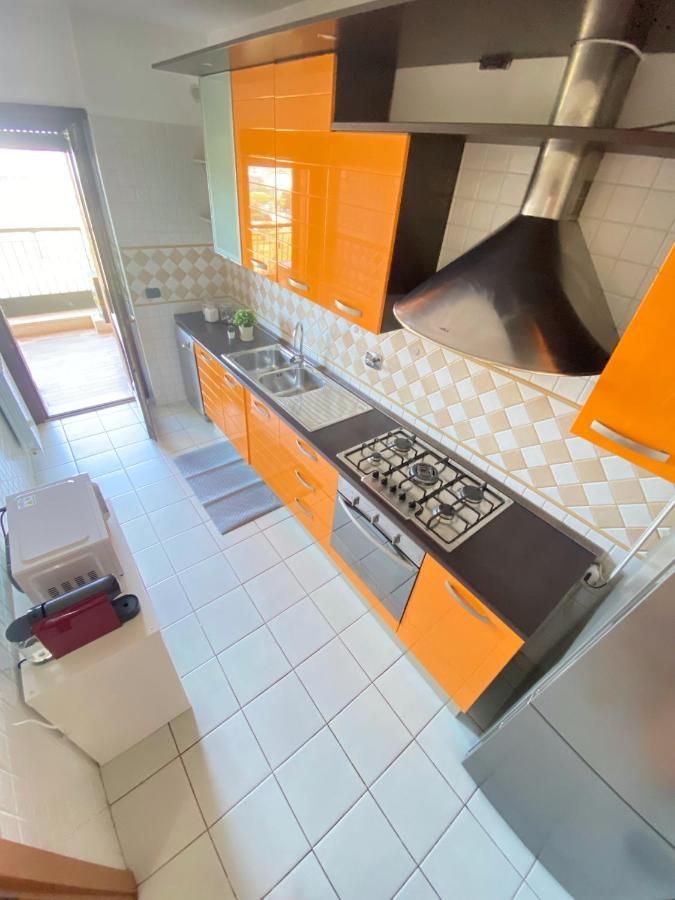 Sunset Escape Apartment - Panoramic Terrace Fiumicino Luaran gambar