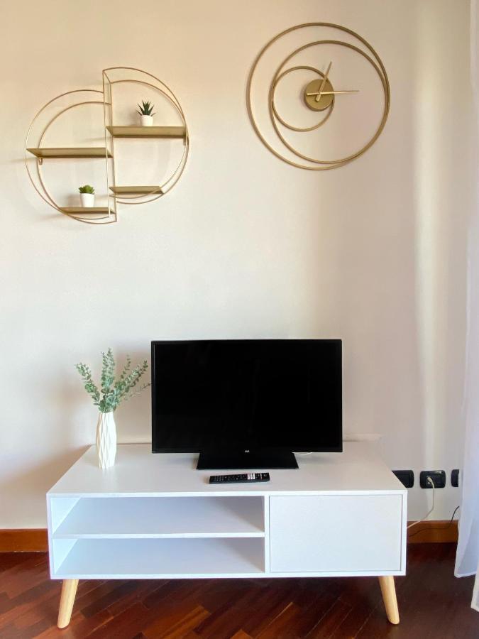 Sunset Escape Apartment - Panoramic Terrace Fiumicino Luaran gambar