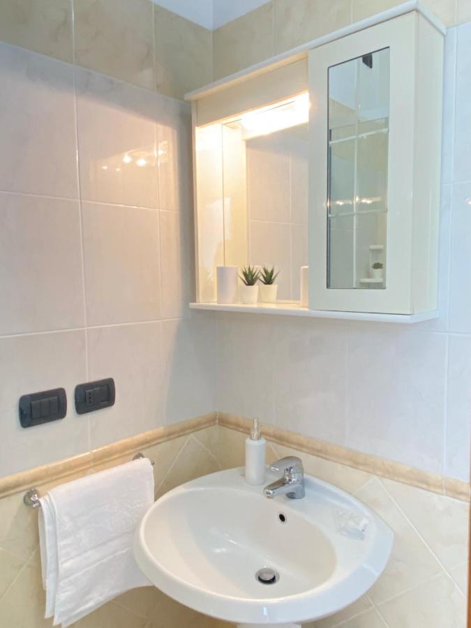 Sunset Escape Apartment - Panoramic Terrace Fiumicino Luaran gambar